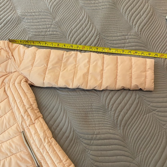 London Fog puffer coat size XS. Bubblegum pink. - Picture 6 of 9